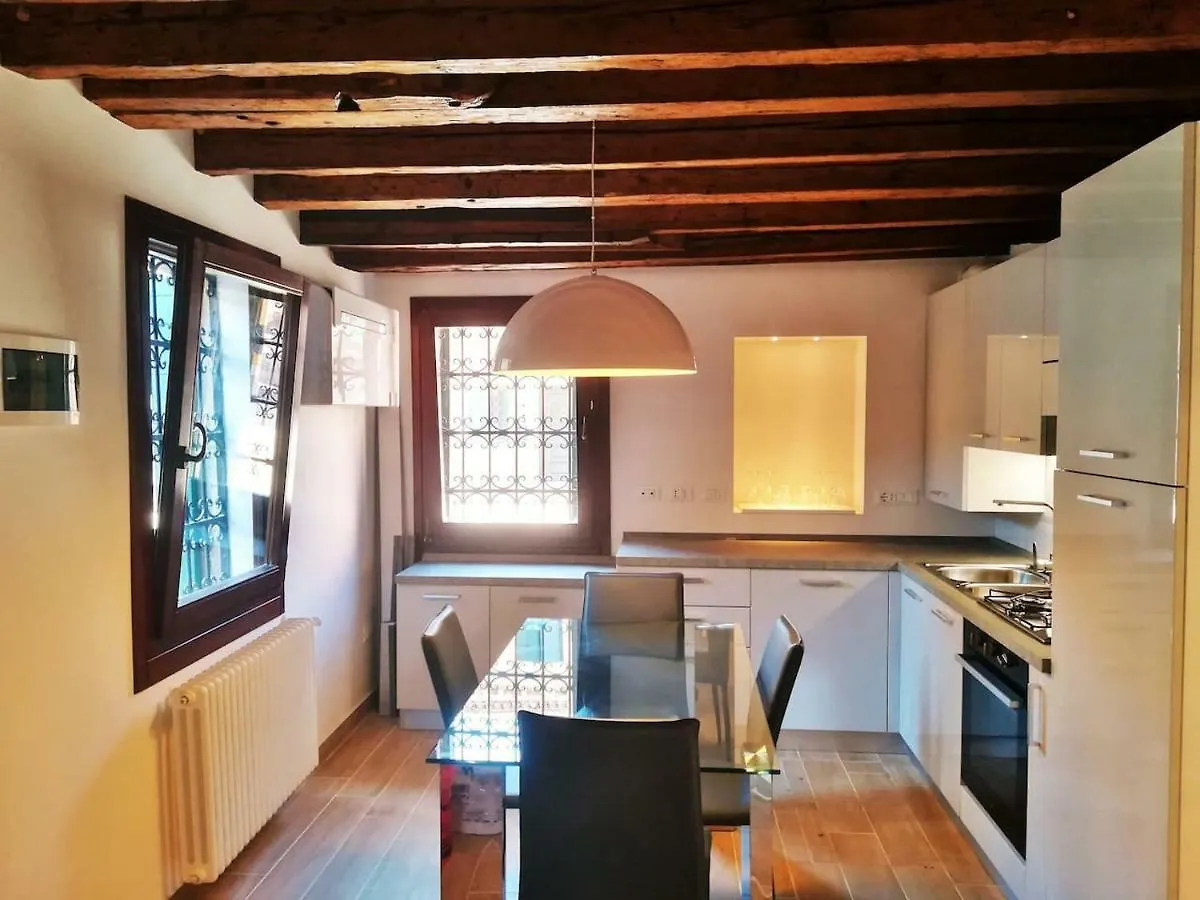 Tre Archi 3 Apartment Venice Italy